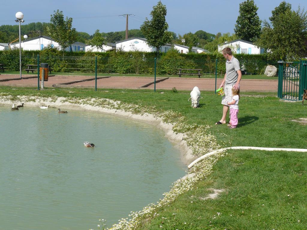 Camping Des Roses Кен Экстерьер фото